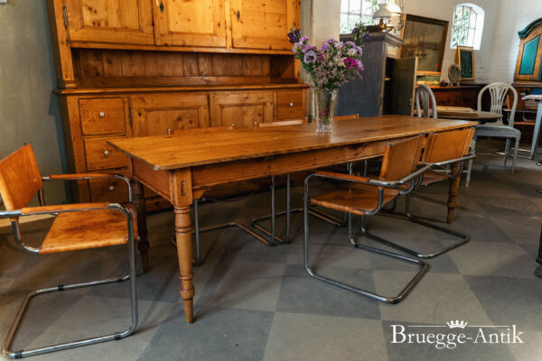 203 Antiquitaet zu verkaufen Bruegge Antik Ostern 2026 - Brügge Antik