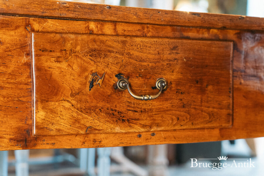 071 Antiquitaet zu verkaufen Bruegge Antik Ostern 2026 - Brügge Antik