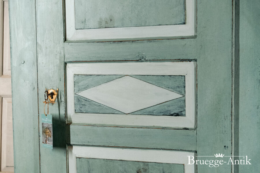 144 Antiquitaet zu verkaufen Bruegge Antik Ostern 2026 - Brügge Antik