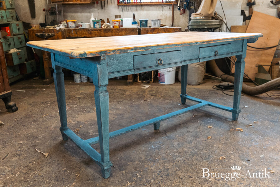 154 Antiquitaet zu verkaufen Bruegge Antik Ostern 2026 - Brügge Antik