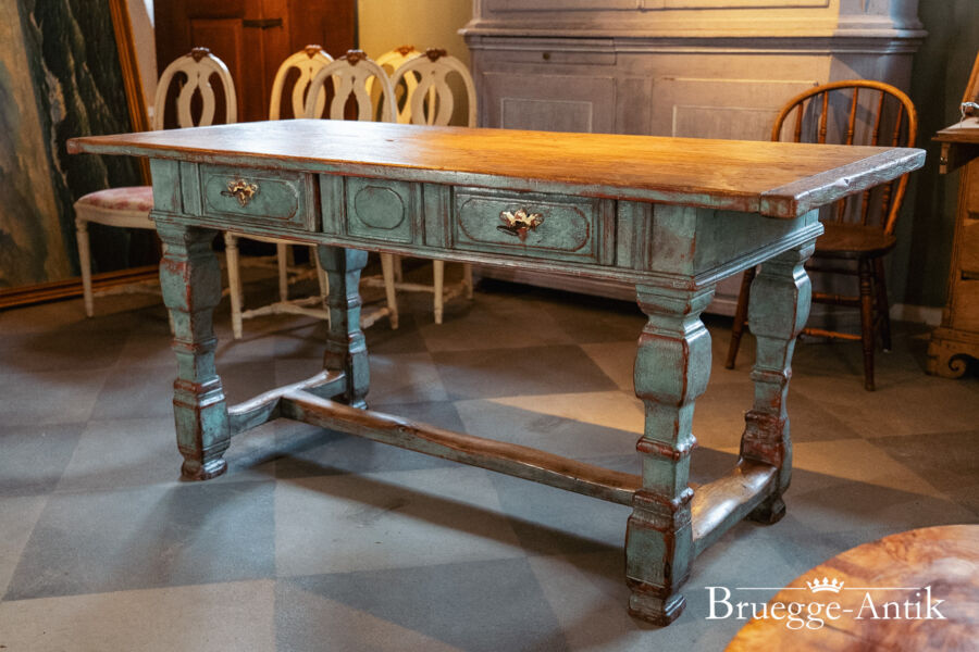 184 Antiquitaet zu verkaufen Bruegge Antik Ostern 2026 - Brügge Antik