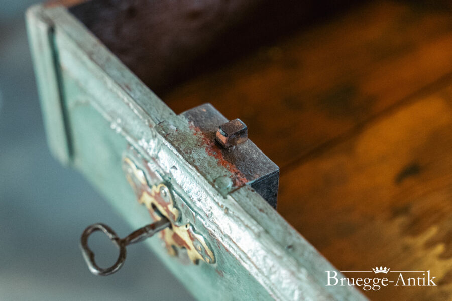 193 Antiquitaet zu verkaufen Bruegge Antik Ostern 2026 - Brügge Antik