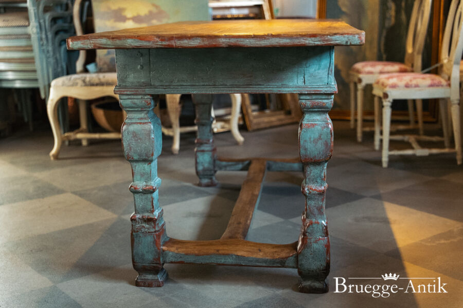 194 Antiquitaet zu verkaufen Bruegge Antik Ostern 2026 - Brügge Antik