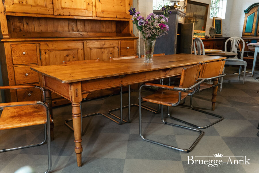 202 Antiquitaet zu verkaufen Bruegge Antik Ostern 2026 - Brügge Antik