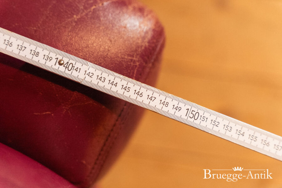 256 Antiquitaet zu verkaufen Bruegge Antik Ostern 2026 - Brügge Antik