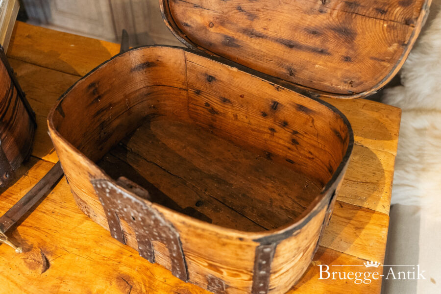 311 Antiquitaet zu verkaufen Bruegge Antik Ostern 2026 - Brügge Antik