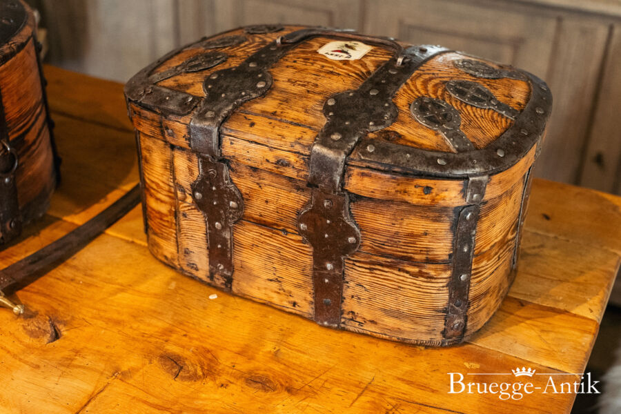 312 Antiquitaet zu verkaufen Bruegge Antik Ostern 2026 - Brügge Antik