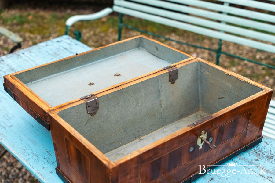 534 Antiquitaet zu verkaufen Bruegge Antik Ostern 2026 - Brügge Antik