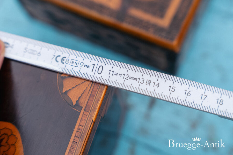 550 Antiquitaet zu verkaufen Bruegge Antik Ostern 2026 - Brügge Antik