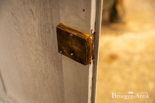 35 Bruegge Antik Antiquitaet zu verkaufen 2025 12 02 - Brügge Antik