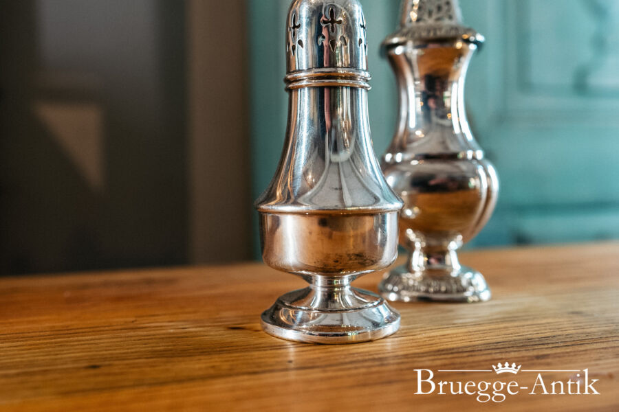 Antiquitaet zu verkaufen Bruegg Antik Juni 2024 158 - Brügge Antik