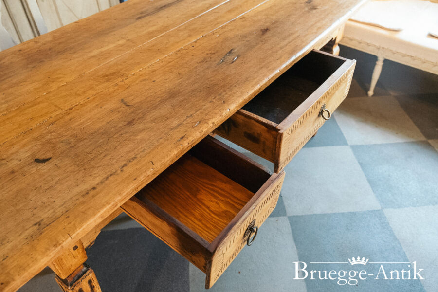 Antiquitaet zu verkaufen Bruegg Antik August 2024 174 - Brügge Antik