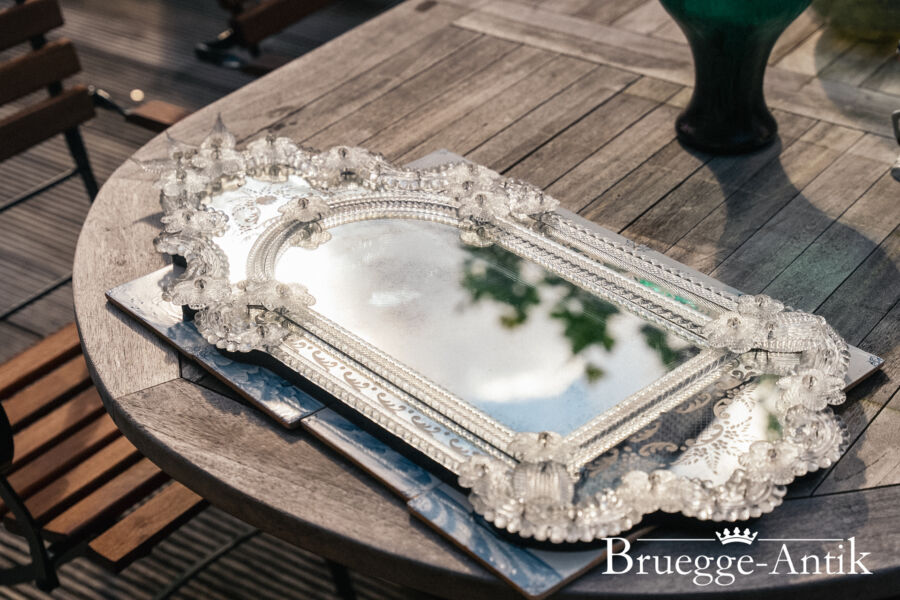 Antiquitaet zu verkaufen Bruegge Antik 11 10 2024 63 - Brügge Antik