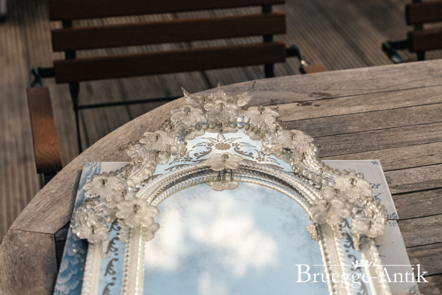 Antiquitaet zu verkaufen Bruegge Antik 11 10 2024 64 - Brügge Antik