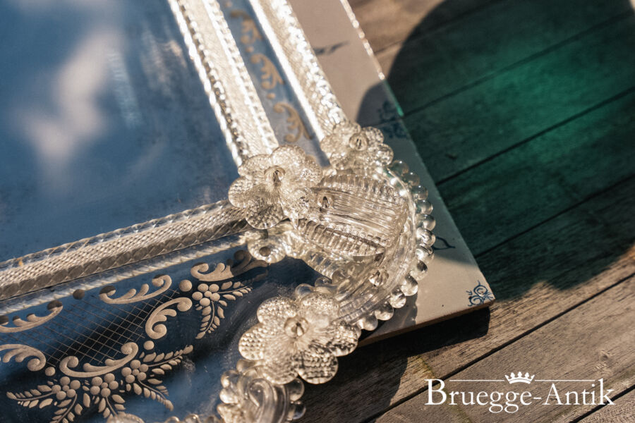 Antiquitaet zu verkaufen Bruegge Antik 11 10 2024 66 - Brügge Antik