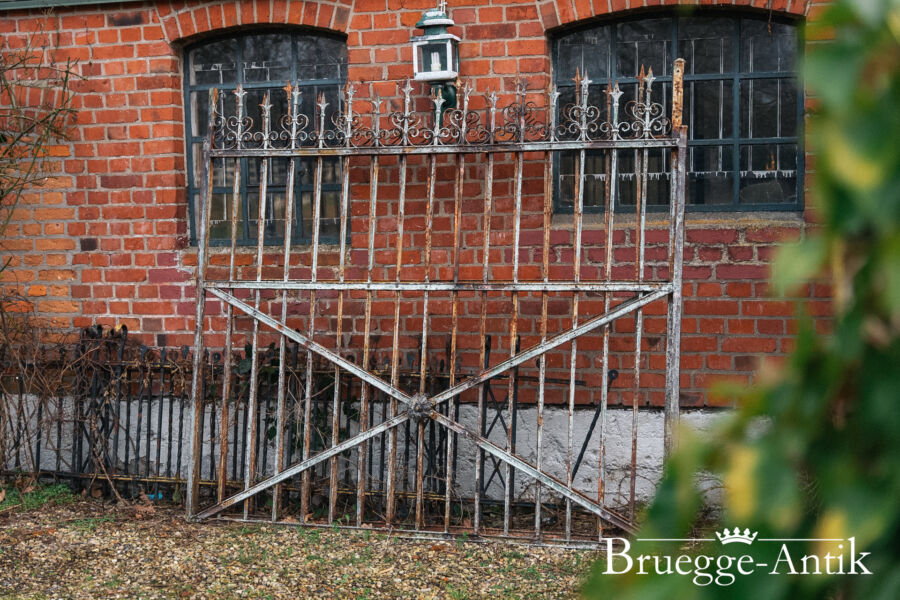 Bruegge Antik Antiquitaet Februar 2025 14 - Brügge Antik