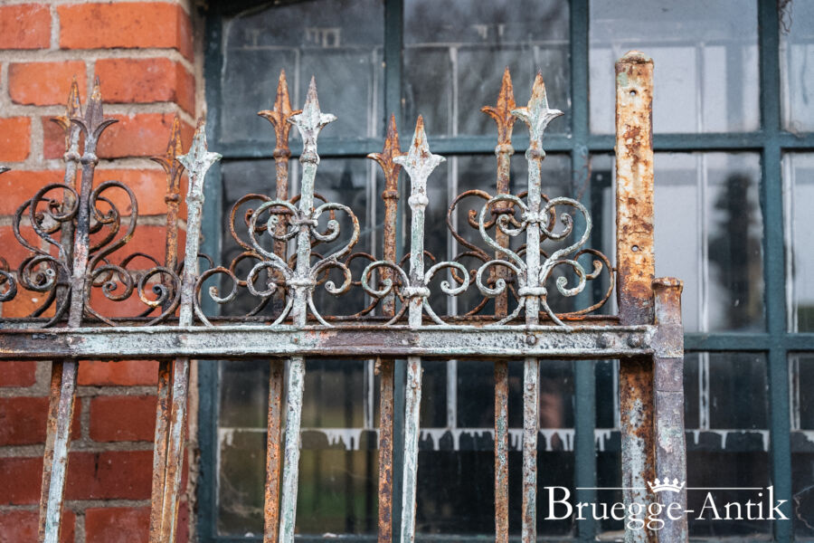 Bruegge Antik Antiquitaet Februar 2025 15 - Brügge Antik