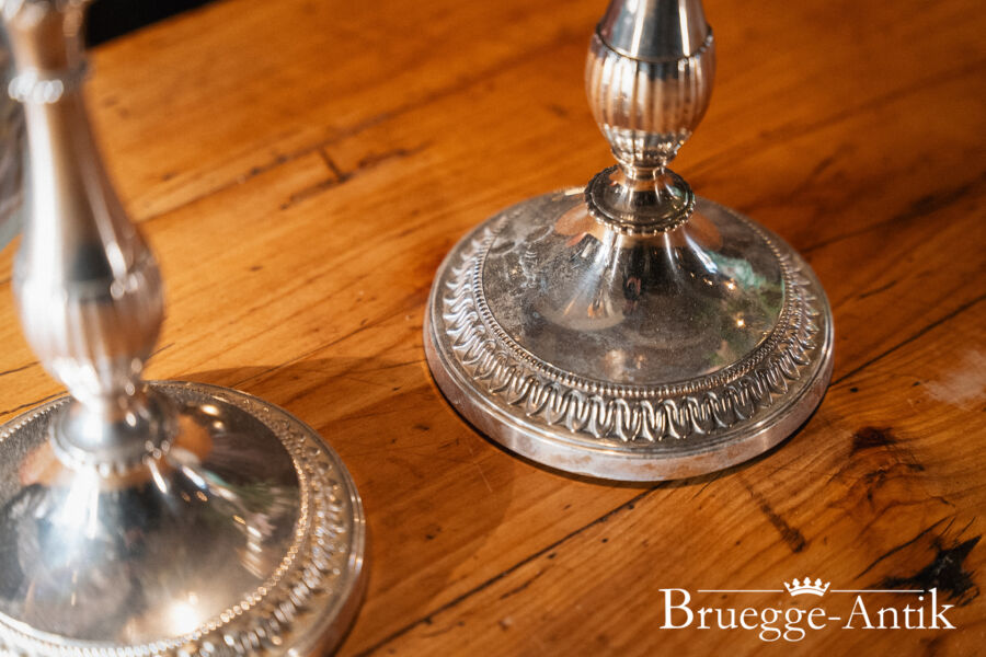 Bruegge Antik Antiquitaet Februar 2025 176 - Brügge Antik