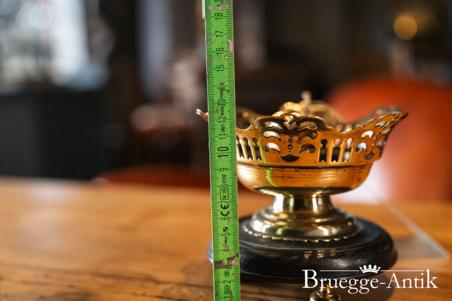 Bruegge Antik Antiquitaet Februar 2025 191 - Brügge Antik