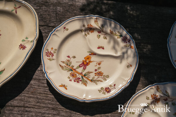 Bruegge Antik Antiquitaet April 2025 225 - Brügge Antik