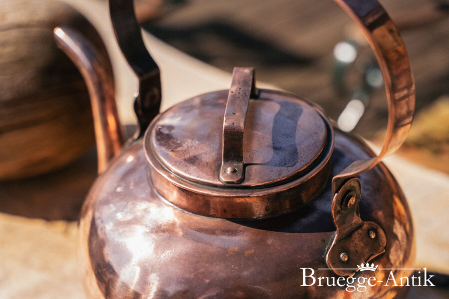 Bruegge Antik Antiquitaet April 2025 162 - Brügge Antik