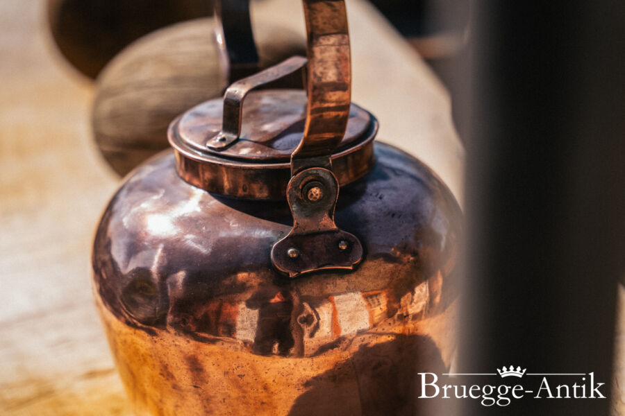 Bruegge Antik Antiquitaet April 2025 164 - Brügge Antik