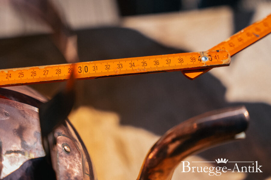 Bruegge Antik Antiquitaet April 2025 167 - Brügge Antik