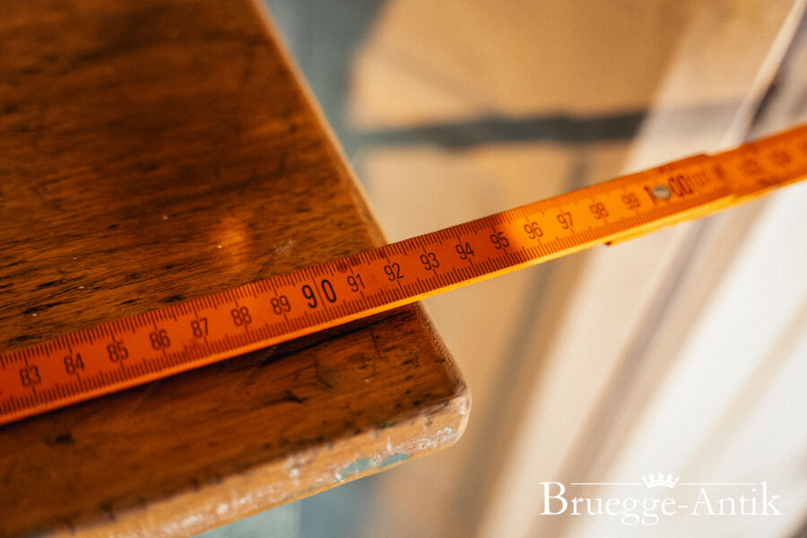 Bruegge Antik Antiquitaet April 2025 252 - Brügge Antik