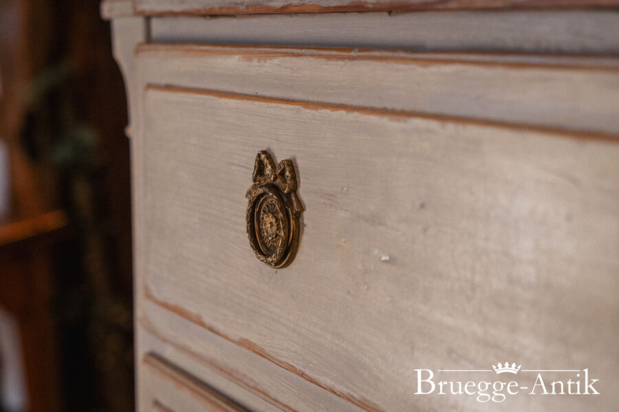 Bruegge Antik Antiquitaet April 2025 58 - Brügge Antik