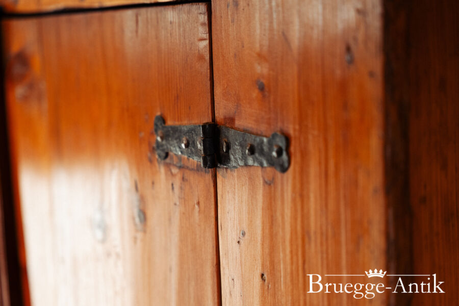 Bruegge Antik Antiquitaet August 2025 195 - Brügge Antik