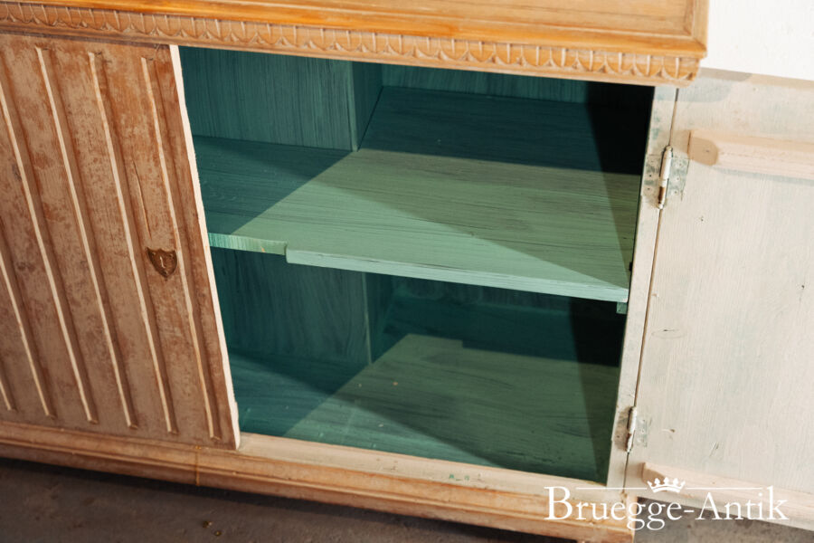 Bruegge Antik Antiquitaet August 2025 227 - Brügge Antik