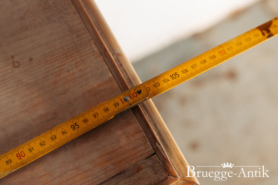 Bruegge Antik Antiquitaet August 2025 228 - Brügge Antik