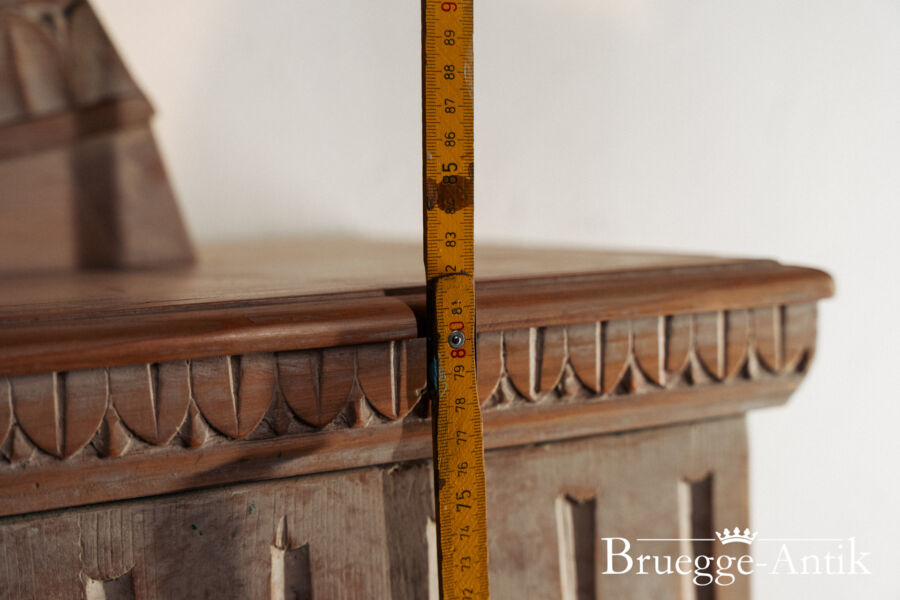 Bruegge Antik Antiquitaet August 2025 229 - Brügge Antik