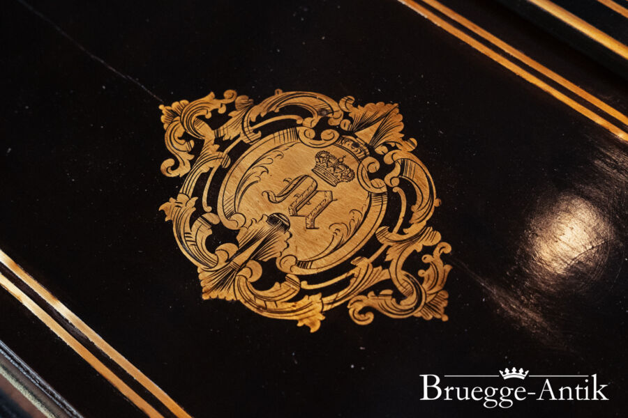 Bruegge Antik Antiquitaet August 2025 244 - Brügge Antik