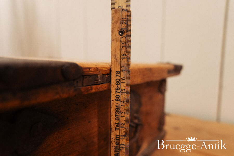 Bruegge Antik Antiquitaet August 2025 311 - Brügge Antik