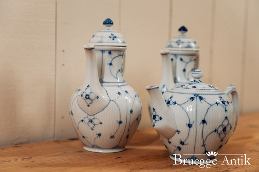 Bruegge Antik Antiquitaet August 2025 406 - Brügge Antik