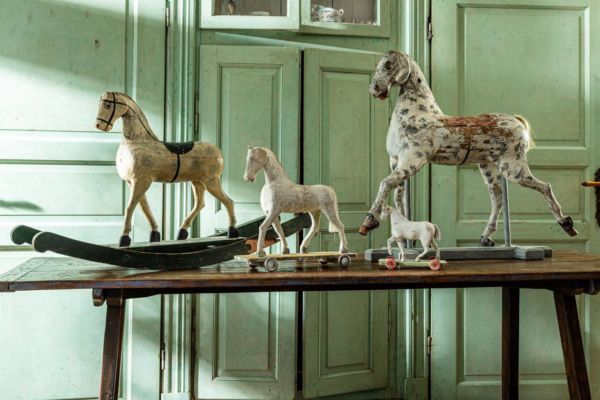 Pferde Skulpturen zur Dekoration - Brügge Antik