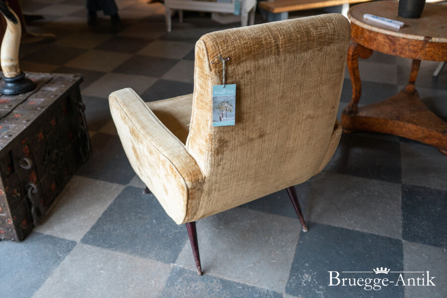 Fotos Bruegge Antik Antiquitaet 2023 Maerz 88 - Brügge Antik