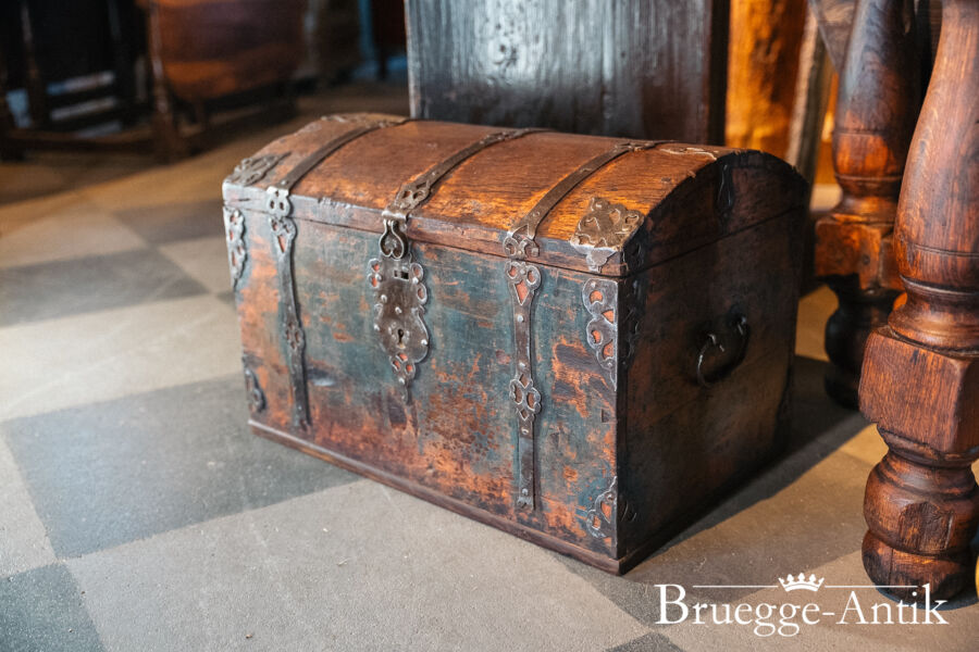 Antiquitaet Bruegge Antik Novemberr 2025 248 - Brügge Antik