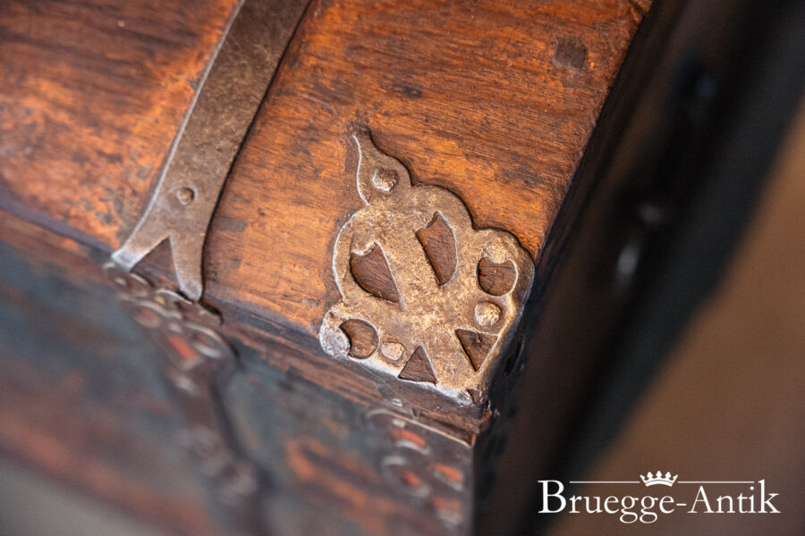 Antiquitaet Bruegge Antik Novemberr 2025 250 - Brügge Antik