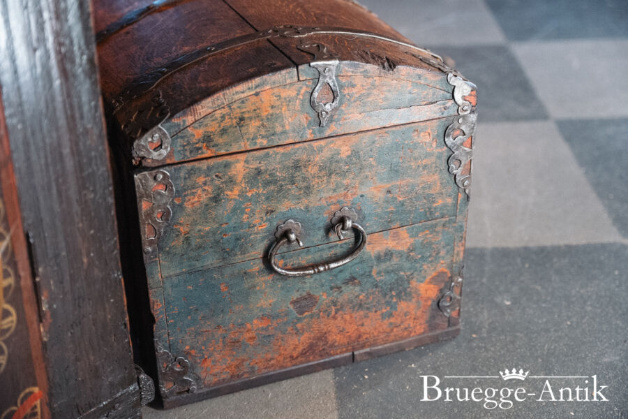 Antiquitaet Bruegge Antik Novemberr 2025 253 - Brügge Antik