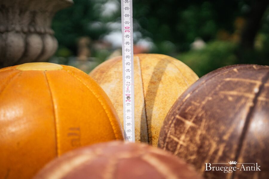 Kl bruegge antik antiquitaeten f 100 - Brügge Antik