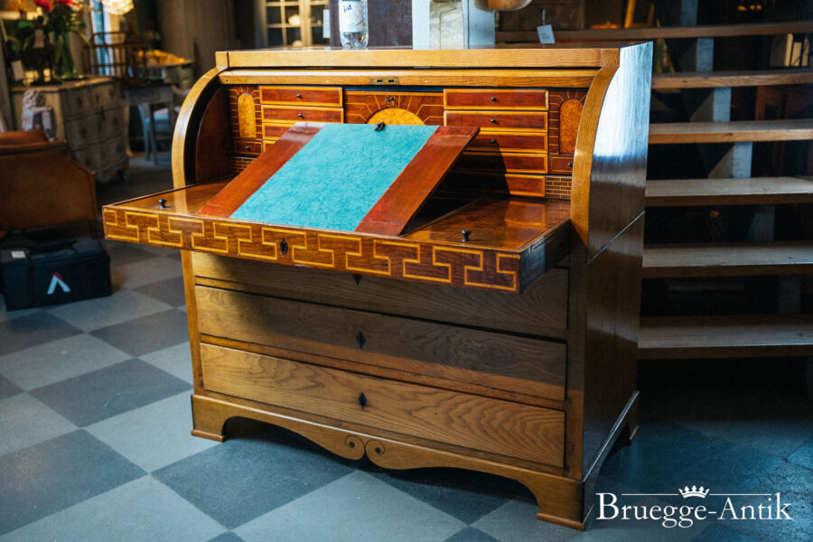 Antikquitaet bruegge antik kunst foto nr 105 - Brügge Antik