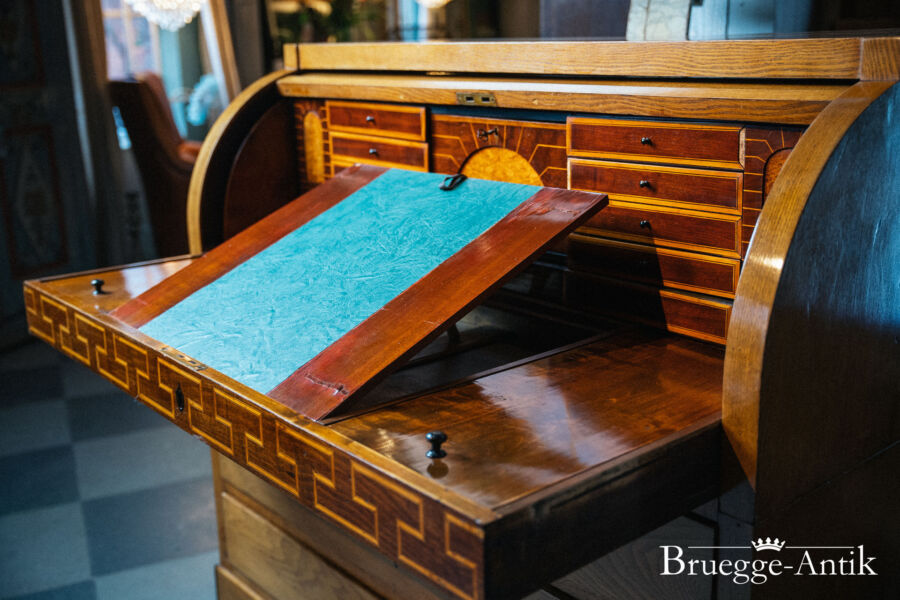 Antikquitaet bruegge antik kunst foto nr 108 - Brügge Antik