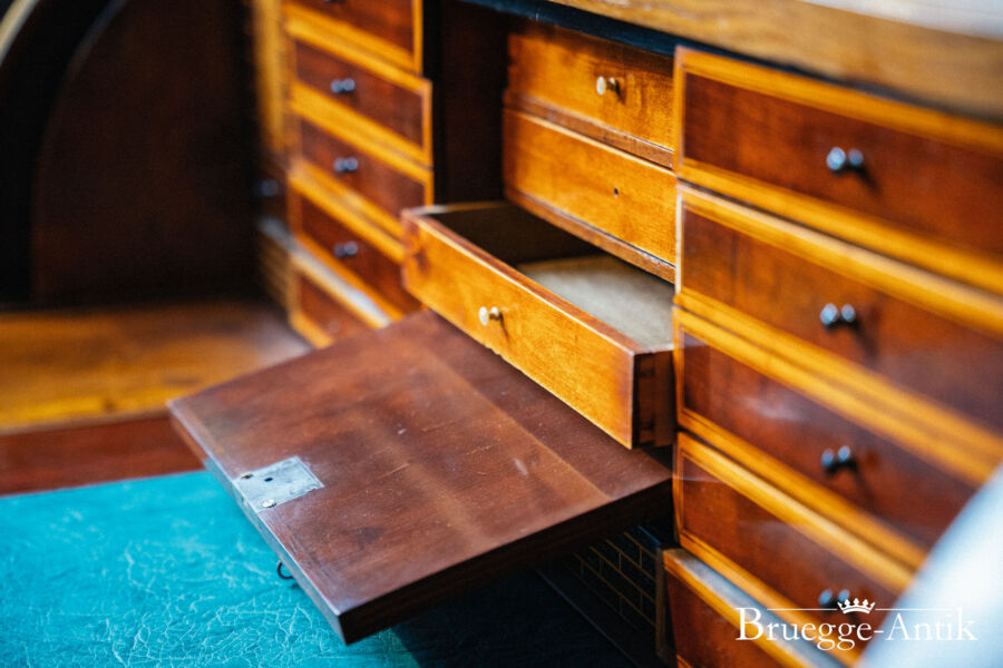 Antikquitaet bruegge antik kunst foto nr 109 - Brügge Antik