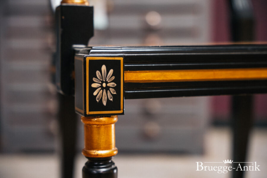 2022 Bruegge Antik Antiquitaet Foto 265 - Brügge Antik