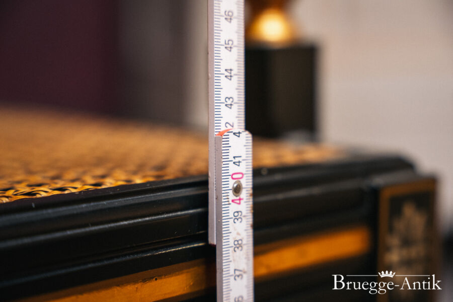 2022 Bruegge Antik Antiquitaet Foto 271 - Brügge Antik