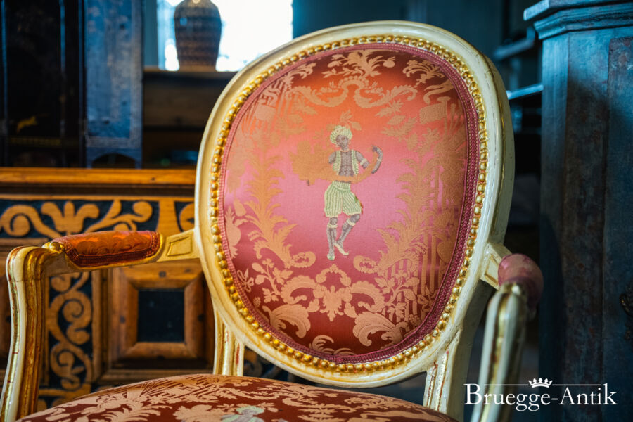 Fotos Bruegge Antik Antiquitaet 2023 Februar 148 - Brügge Antik