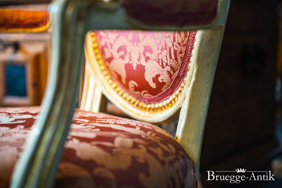 Fotos Bruegge Antik Antiquitaet 2023 Februar 150 - Brügge Antik