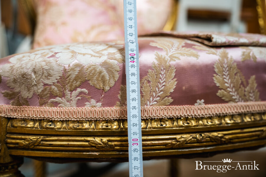 Fotos Bruegge Antik Antiquitaet 2023 Februar 349 - Brügge Antik